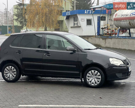 Черный Фольксваген Поло, объемом двигателя 1.39 л и пробегом 136 тыс. км за 5900 $, фото 3 на Automoto.ua