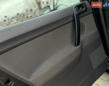 Черный Фольксваген Поло, объемом двигателя 1.6 л и пробегом 147 тыс. км за 6799 $, фото 94 на Automoto.ua