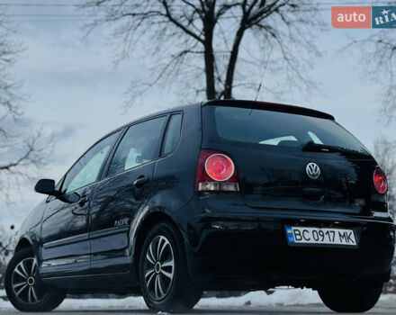 Черный Фольксваген Поло, объемом двигателя 1.6 л и пробегом 147 тыс. км за 6799 $, фото 19 на Automoto.ua