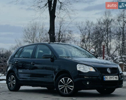 Черный Фольксваген Поло, объемом двигателя 1.6 л и пробегом 147 тыс. км за 6799 $, фото 6 на Automoto.ua