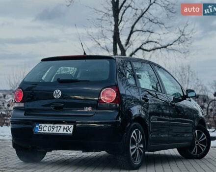 Черный Фольксваген Поло, объемом двигателя 1.6 л и пробегом 147 тыс. км за 6799 $, фото 26 на Automoto.ua