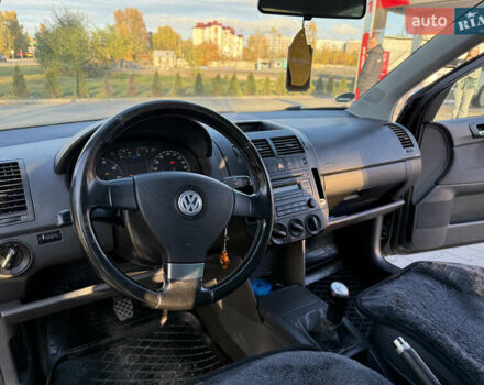 Чорний Фольксваген Поло, об'ємом двигуна 1.2 л та пробігом 228 тис. км за 4250 $, фото 19 на Automoto.ua