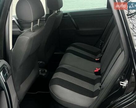 Черный Фольксваген Поло, объемом двигателя 1.4 л и пробегом 214 тыс. км за 5200 $, фото 11 на Automoto.ua