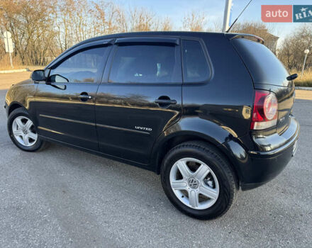 Чорний Фольксваген Поло, об'ємом двигуна 1.6 л та пробігом 214 тис. км за 6750 $, фото 7 на Automoto.ua