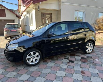 Черный Фольксваген Поло, объемом двигателя 1.6 л и пробегом 133 тыс. км за 5900 $, фото 2 на Automoto.ua
