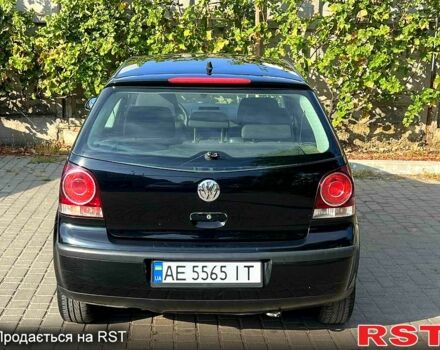 Черный Фольксваген Поло, объемом двигателя 1.4 л и пробегом 210 тыс. км за 3399 $, фото 2 на Automoto.ua