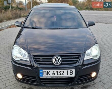 Черный Фольксваген Поло, объемом двигателя 1.6 л и пробегом 182 тыс. км за 5750 $, фото 8 на Automoto.ua