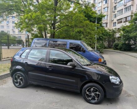 Черный Фольксваген Поло, объемом двигателя 1.4 л и пробегом 180 тыс. км за 6000 $, фото 2 на Automoto.ua