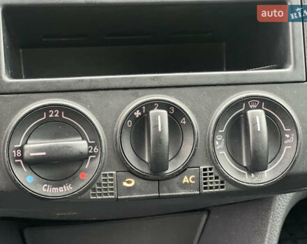 Черный Фольксваген Поло, объемом двигателя 1.39 л и пробегом 136 тыс. км за 5900 $, фото 18 на Automoto.ua