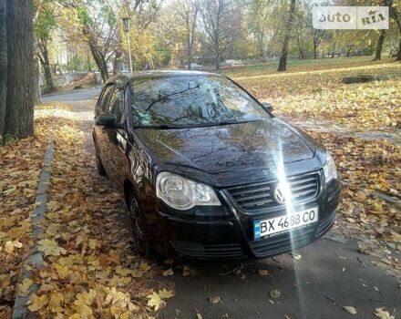 Черный Фольксваген Поло, объемом двигателя 1.2 л и пробегом 190 тыс. км за 4650 $, фото 4 на Automoto.ua