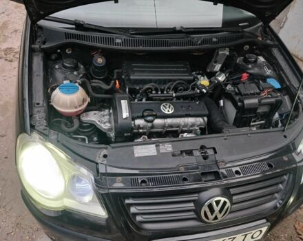 Черный Фольксваген Поло, объемом двигателя 1.4 л и пробегом 180 тыс. км за 4400 $, фото 9 на Automoto.ua