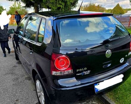 Чорний Фольксваген Поло, об'ємом двигуна 1.6 л та пробігом 240 тис. км за 5199 $, фото 1 на Automoto.ua