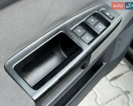 Черный Фольксваген Поло, объемом двигателя 1.4 л и пробегом 188 тыс. км за 4999 $, фото 28 на Automoto.ua