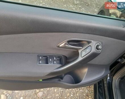 Черный Фольксваген Поло, объемом двигателя 1.2 л и пробегом 106 тыс. км за 5600 $, фото 11 на Automoto.ua