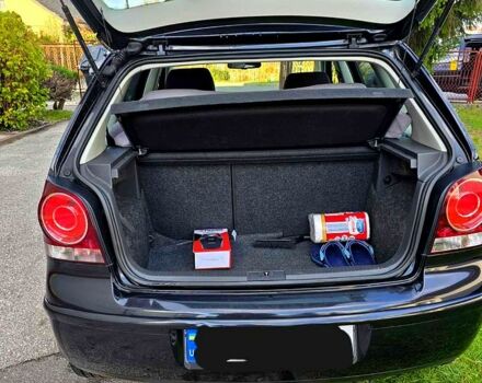 Чорний Фольксваген Поло, об'ємом двигуна 1.6 л та пробігом 240 тис. км за 5199 $, фото 5 на Automoto.ua