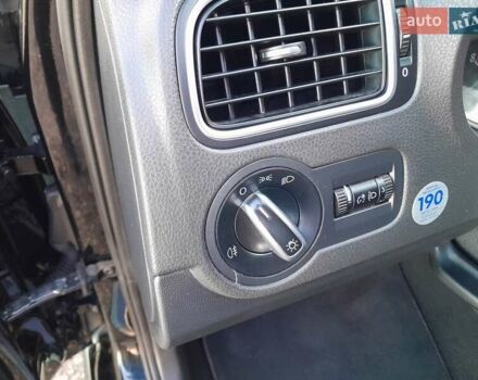 Черный Фольксваген Поло, объемом двигателя 1.2 л и пробегом 106 тыс. км за 5600 $, фото 10 на Automoto.ua