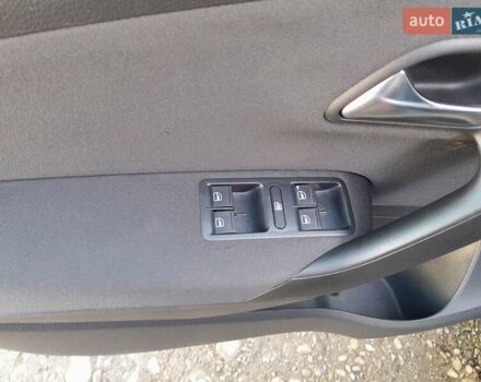 Черный Фольксваген Поло, объемом двигателя 1.2 л и пробегом 106 тыс. км за 5600 $, фото 9 на Automoto.ua