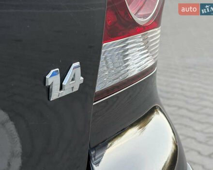 Черный Фольксваген Поло, объемом двигателя 1.4 л и пробегом 189 тыс. км за 5450 $, фото 24 на Automoto.ua