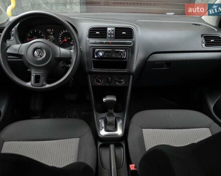 Чорний Фольксваген Поло, об'ємом двигуна 1.4 л та пробігом 242 тис. км за 7450 $, фото 26 на Automoto.ua