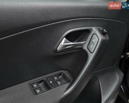 Чорний Фольксваген Поло, об'ємом двигуна 1.4 л та пробігом 242 тис. км за 7450 $, фото 18 на Automoto.ua