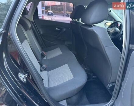 Черный Фольксваген Поло, объемом двигателя 1.4 л и пробегом 125 тыс. км за 7300 $, фото 12 на Automoto.ua