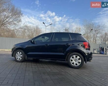 Чорний Фольксваген Поло, об'ємом двигуна 1.39 л та пробігом 73 тис. км за 8100 $, фото 3 на Automoto.ua