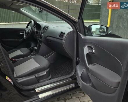 Чорний Фольксваген Поло, об'ємом двигуна 1.4 л та пробігом 242 тис. км за 7450 $, фото 30 на Automoto.ua