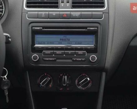 Черный Фольксваген Поло, объемом двигателя 1.6 л и пробегом 178 тыс. км за 7999 $, фото 31 на Automoto.ua