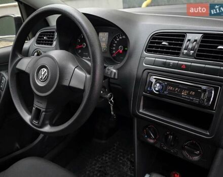 Чорний Фольксваген Поло, об'ємом двигуна 1.4 л та пробігом 242 тис. км за 7450 $, фото 33 на Automoto.ua