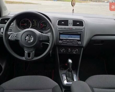 Черный Фольксваген Поло, объемом двигателя 1.6 л и пробегом 178 тыс. км за 7999 $, фото 20 на Automoto.ua