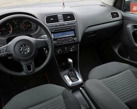 Черный Фольксваген Поло, объемом двигателя 1.6 л и пробегом 178 тыс. км за 7999 $, фото 22 на Automoto.ua