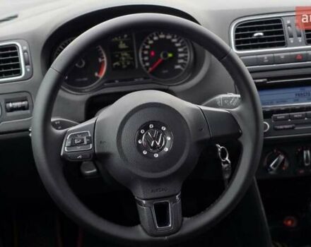 Черный Фольксваген Поло, объемом двигателя 1.6 л и пробегом 178 тыс. км за 7999 $, фото 19 на Automoto.ua