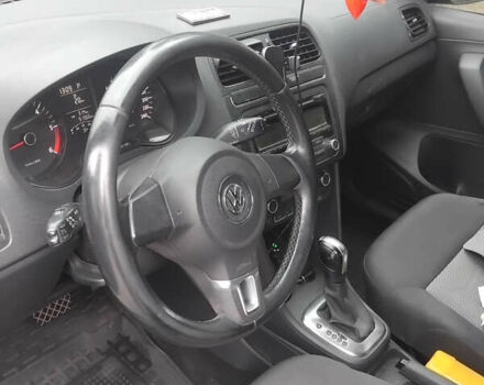 Черный Фольксваген Поло, объемом двигателя 1.6 л и пробегом 160 тыс. км за 8000 $, фото 4 на Automoto.ua