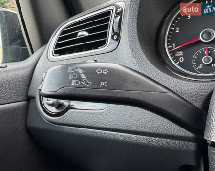 Черный Фольксваген Поло, объемом двигателя 1.4 л и пробегом 217 тыс. км за 9650 $, фото 48 на Automoto.ua