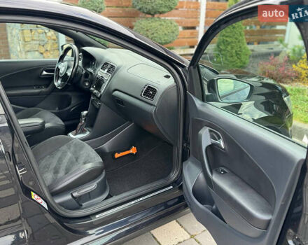 Черный Фольксваген Поло, объемом двигателя 1.4 л и пробегом 217 тыс. км за 9650 $, фото 61 на Automoto.ua