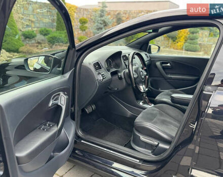 Черный Фольксваген Поло, объемом двигателя 1.4 л и пробегом 217 тыс. км за 9650 $, фото 35 на Automoto.ua