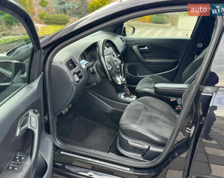 Черный Фольксваген Поло, объемом двигателя 1.4 л и пробегом 217 тыс. км за 9650 $, фото 39 на Automoto.ua