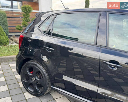 Черный Фольксваген Поло, объемом двигателя 1.4 л и пробегом 217 тыс. км за 9650 $, фото 5 на Automoto.ua