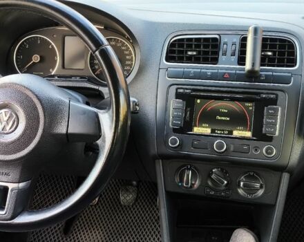 Черный Фольксваген Поло, объемом двигателя 1.2 л и пробегом 272 тыс. км за 6300 $, фото 16 на Automoto.ua