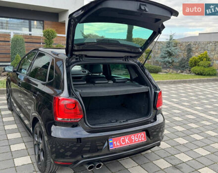 Черный Фольксваген Поло, объемом двигателя 1.4 л и пробегом 217 тыс. км за 9650 $, фото 79 на Automoto.ua