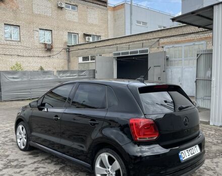 Черный Фольксваген Поло, объемом двигателя 1.2 л и пробегом 280 тыс. км за 6300 $, фото 3 на Automoto.ua