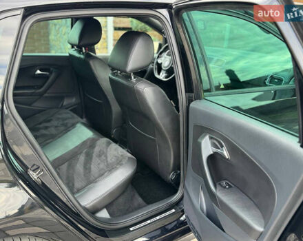 Черный Фольксваген Поло, объемом двигателя 1.4 л и пробегом 217 тыс. км за 9650 $, фото 58 на Automoto.ua