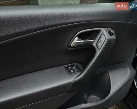 Черный Фольксваген Поло, объемом двигателя 1.4 л и пробегом 190 тыс. км за 7999 $, фото 19 на Automoto.ua