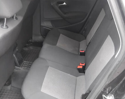 Черный Фольксваген Поло, объемом двигателя 1.6 л и пробегом 160 тыс. км за 8000 $, фото 6 на Automoto.ua