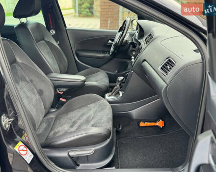 Черный Фольксваген Поло, объемом двигателя 1.4 л и пробегом 217 тыс. км за 9650 $, фото 63 на Automoto.ua