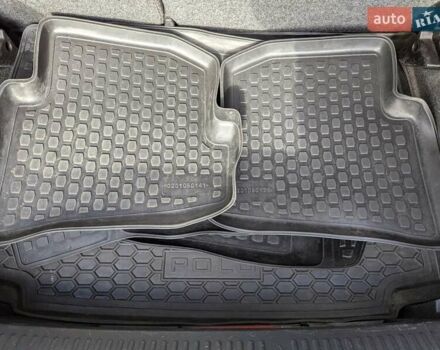 Черный Фольксваген Поло, объемом двигателя 1.6 л и пробегом 126 тыс. км за 8000 $, фото 17 на Automoto.ua