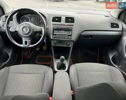 Чорний Фольксваген Поло, об'ємом двигуна 1.6 л та пробігом 189 тис. км за 7290 $, фото 25 на Automoto.ua