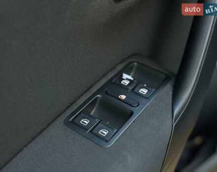 Черный Фольксваген Поло, объемом двигателя 1.39 л и пробегом 143 тыс. км за 7850 $, фото 29 на Automoto.ua