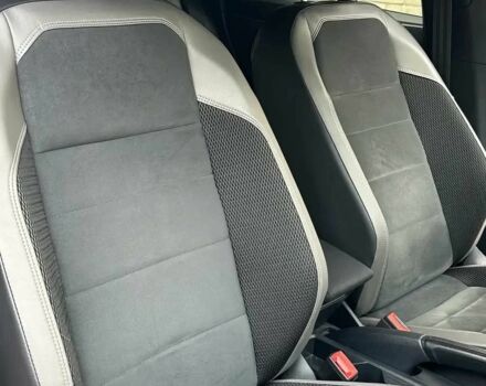 Черный Фольксваген Поло, объемом двигателя 2 л и пробегом 45 тыс. км за 9100 $, фото 4 на Automoto.ua