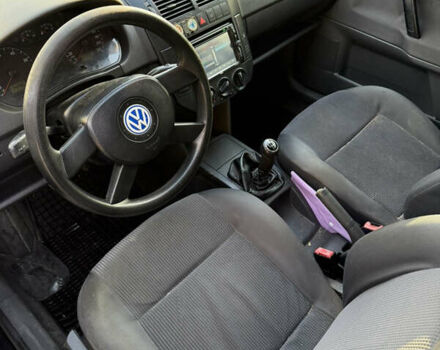 Черный Фольксваген Поло, объемом двигателя 1.4 л и пробегом 227 тыс. км за 2550 $, фото 9 на Automoto.ua